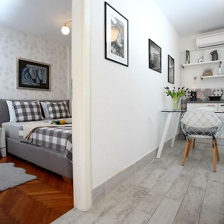 Charming Seaside Apartment พรีมอชเตน ภายนอก รูปภาพ
