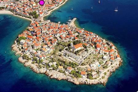 Charming Seaside Apartment พรีมอชเตน ภายนอก รูปภาพ
