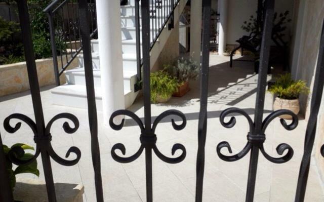 Charming Seaside Apartment พรีมอชเตน ภายนอก รูปภาพ