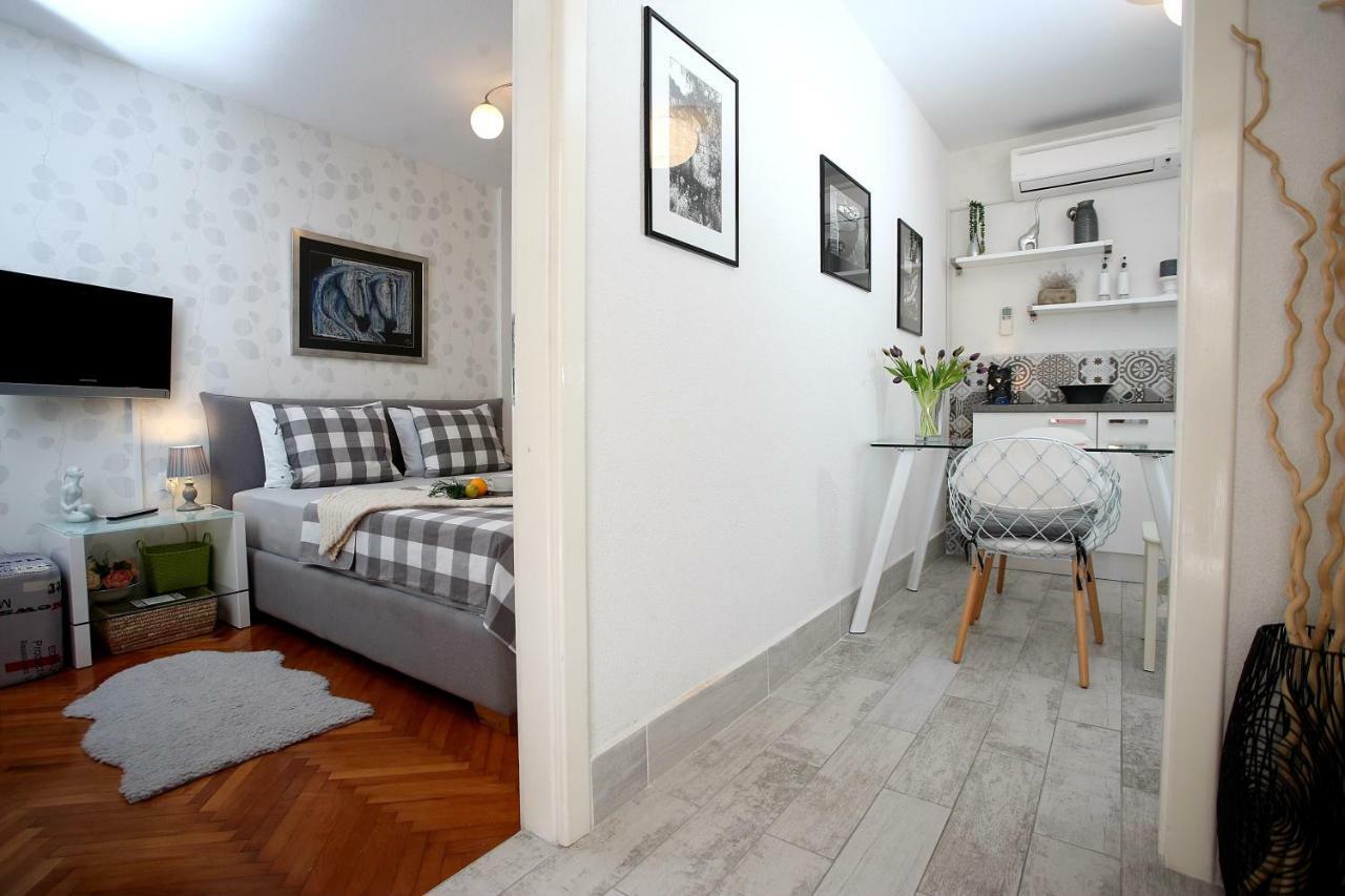 Charming Seaside Apartment พรีมอชเตน ภายนอก รูปภาพ