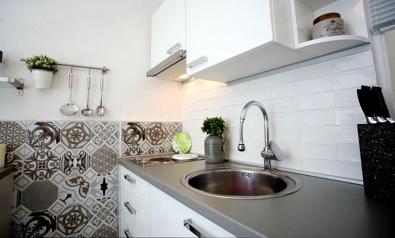 Charming Seaside Apartment พรีมอชเตน ภายนอก รูปภาพ