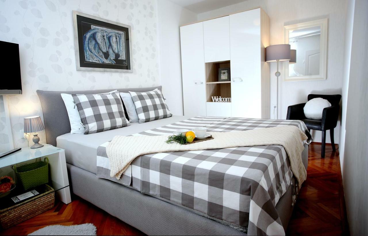 Charming Seaside Apartment พรีมอชเตน ภายนอก รูปภาพ